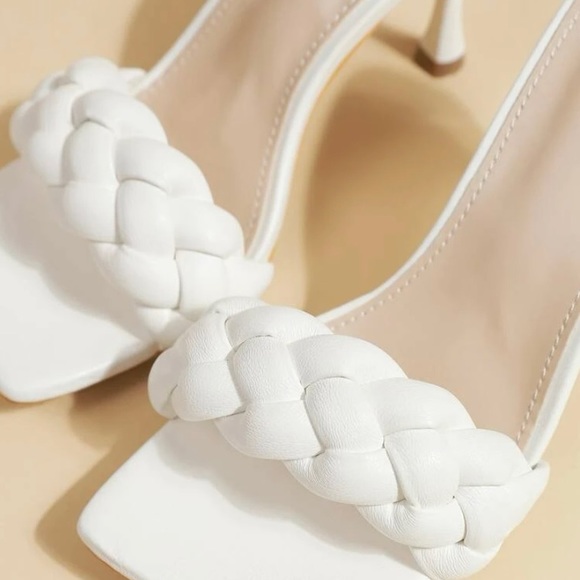 Shein - White Slip On Heels - Picture 3 of 3